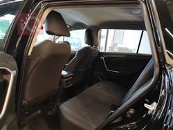 تۆیۆتا ڕاڤ 4